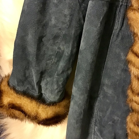 Dennis Basso leather coat - Picture 3 of 7